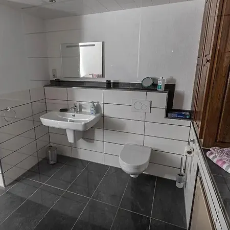 Biebes Apartment Hofen