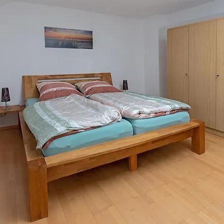 Biebes Apartment Hofen